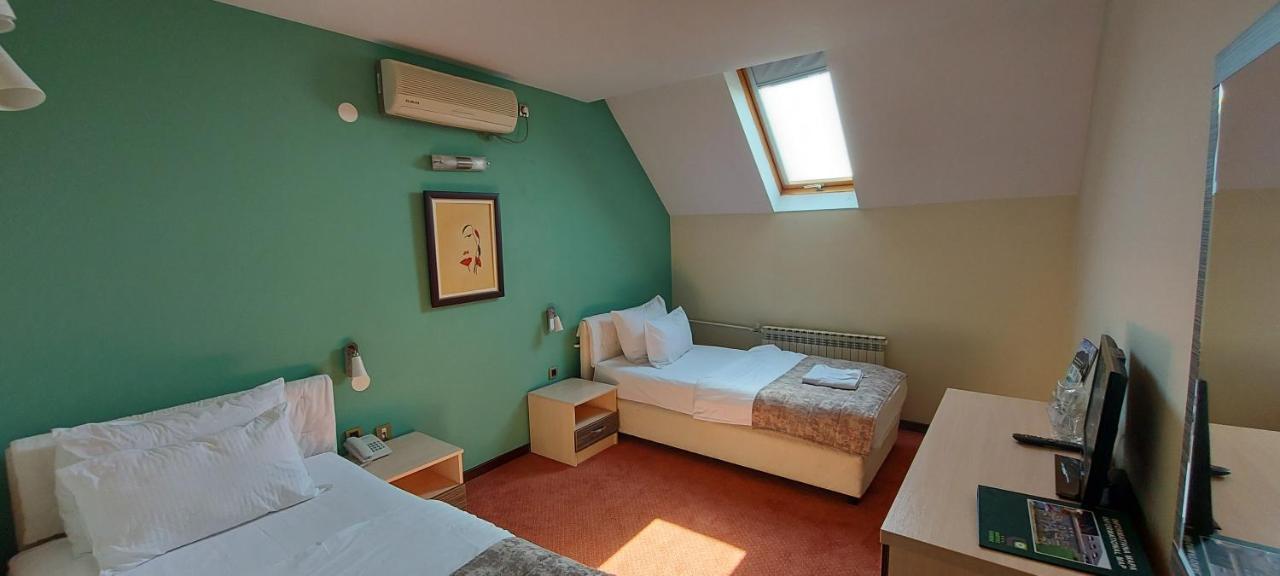 Hotel Livade Čačak Exteriér fotografie