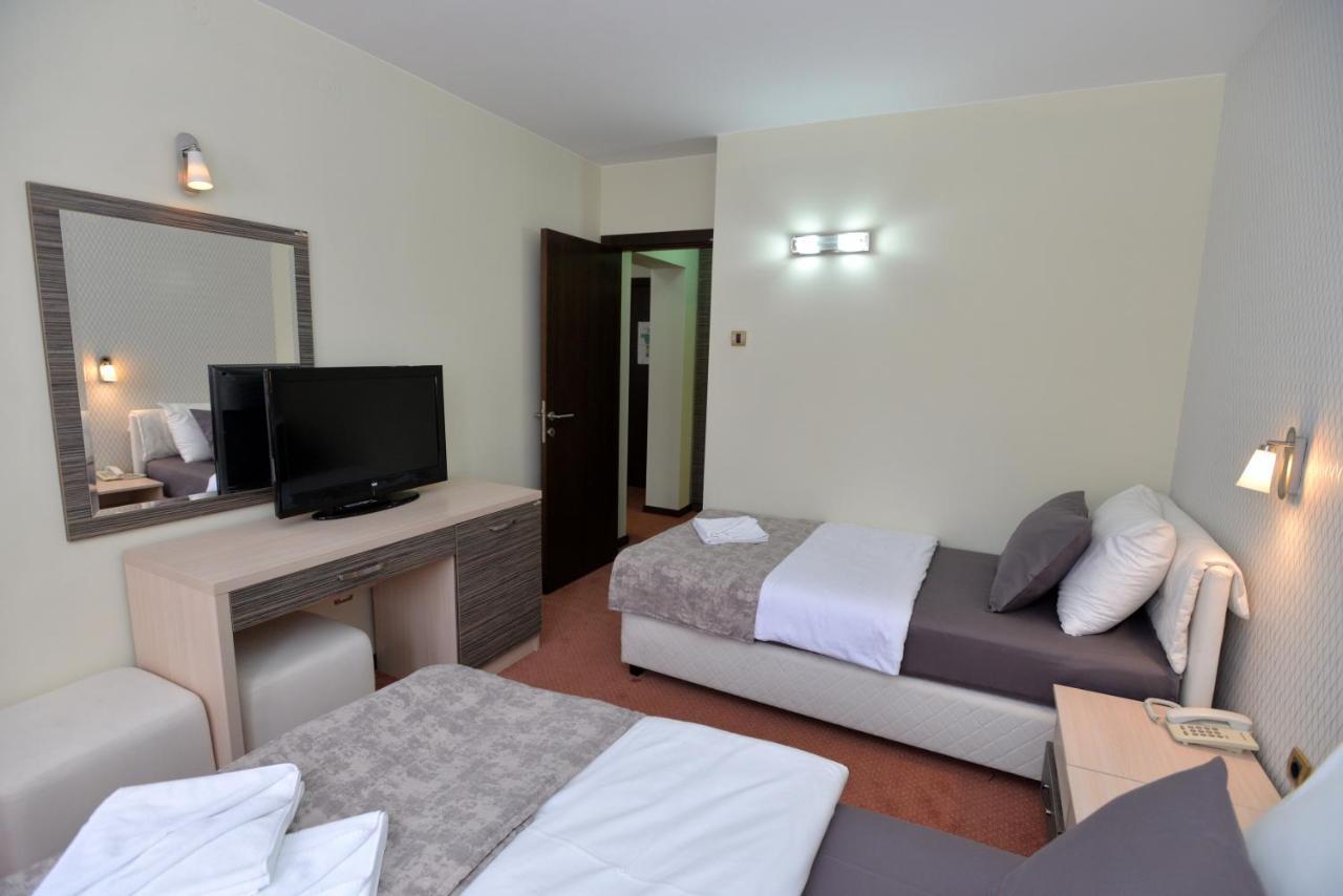 Hotel Livade Čačak Exteriér fotografie
