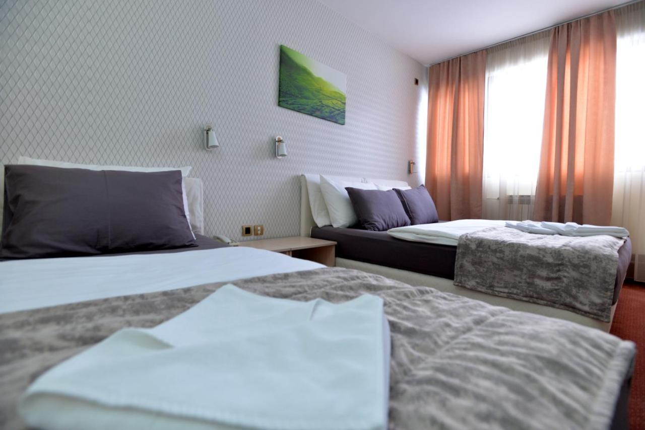 Hotel Livade Čačak Exteriér fotografie