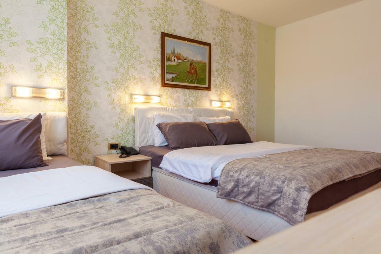 Hotel Livade Čačak Exteriér fotografie